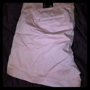 Torrid light pink shorts